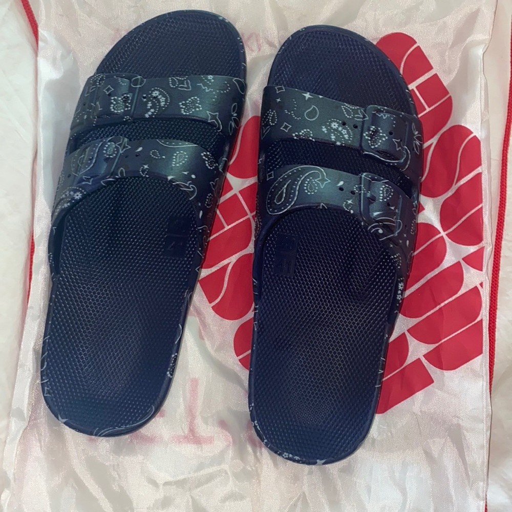 Freedom Moses Blue Bandana sandals slides